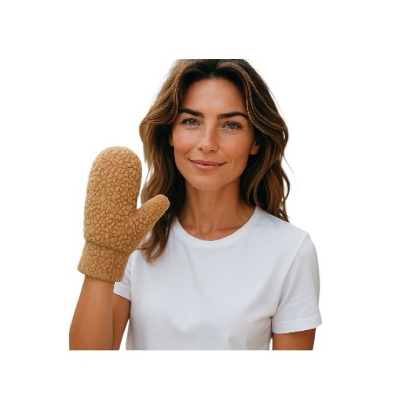 Time And Tru Faux Sherpa Teddy Mittens - Picture 8 of 8